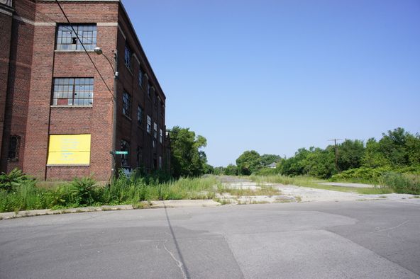 900 Madison Street , Gary, IN 46402